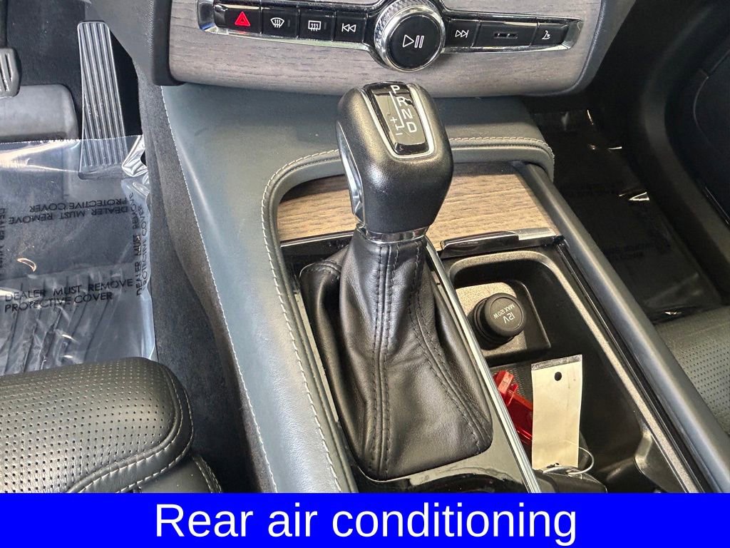 Used 2020 Volvo XC90 T6 Inscription w/ Protection Package Premier image 13