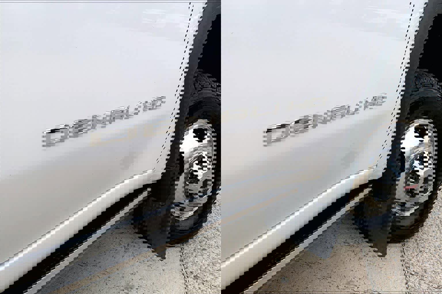 Used 2022 GMC Sierra 3500 Denali image 9