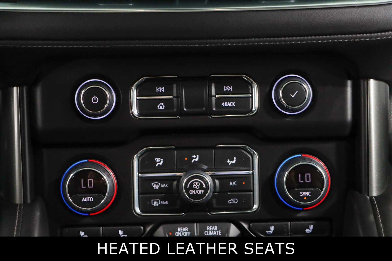 Used 2022 Chevrolet Tahoe Z71 w/ Luxury Package AWD/4WD image 21