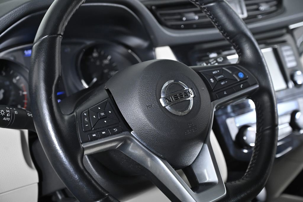 Used 2019 Nissan Rogue Sport SL image 14
