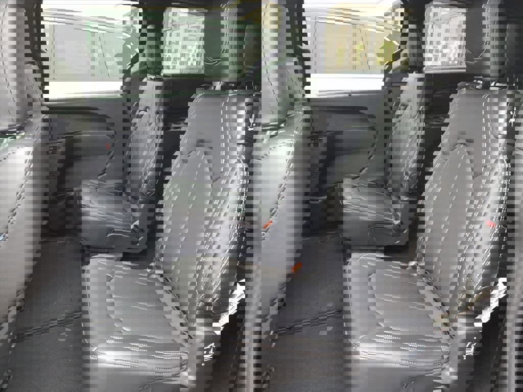 New 2026 Chrysler Pacifica Select w/ S Appearance Package image 7