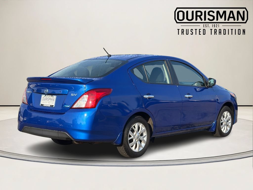 Used 2016 Nissan Versa SV w/ SV Appearance Package FWD image 5