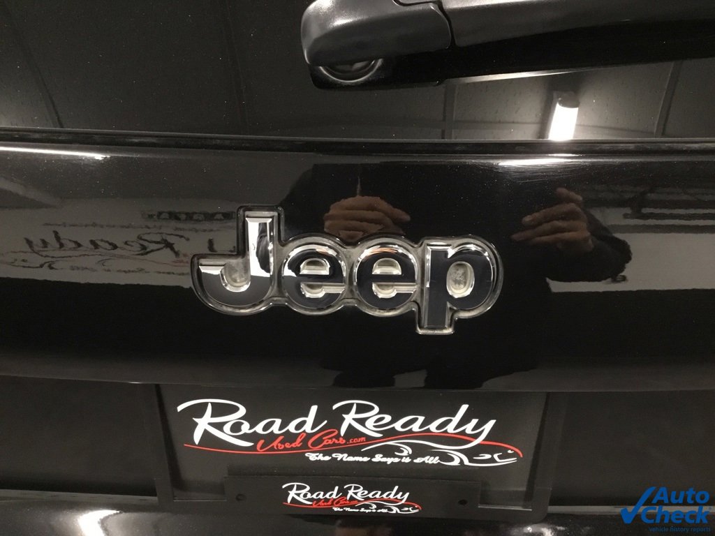 Used 2019 Jeep Cherokee Overland w/ Heavy Duty Protection Group image 14