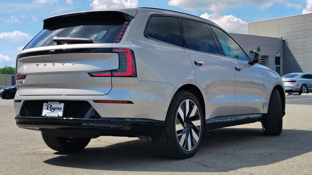 New 2025 Volvo EX90 Ultra AWD/4WD image 3