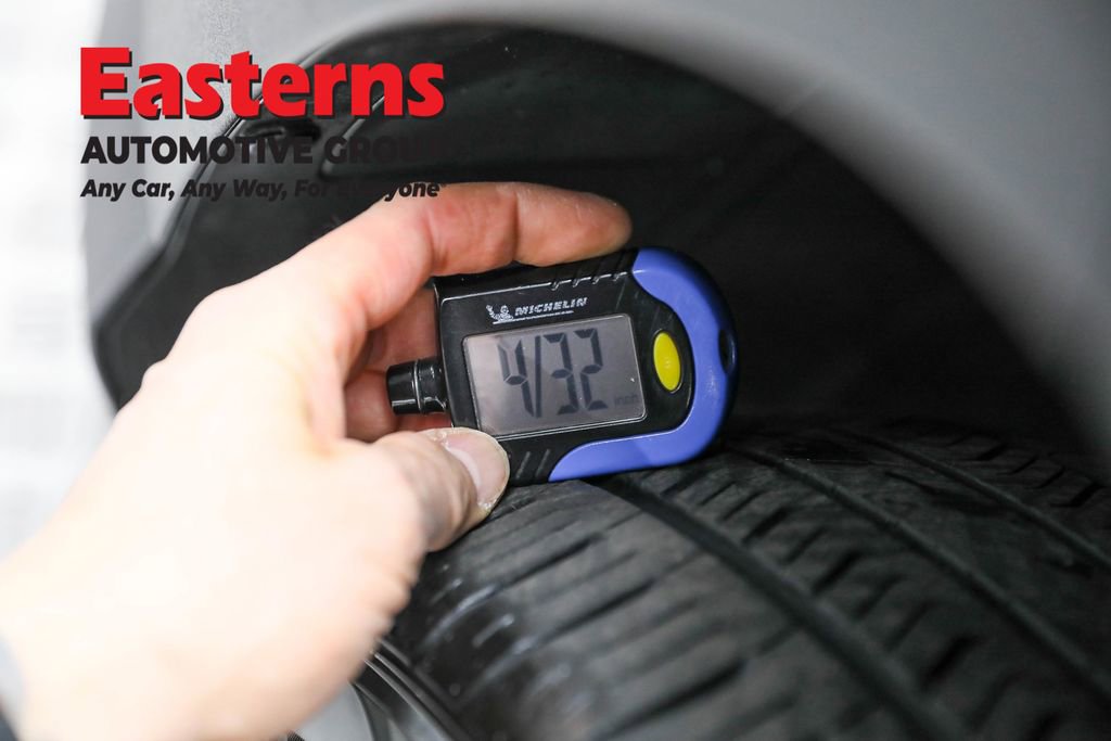 Used 2024 Hyundai Kona SEL image 27