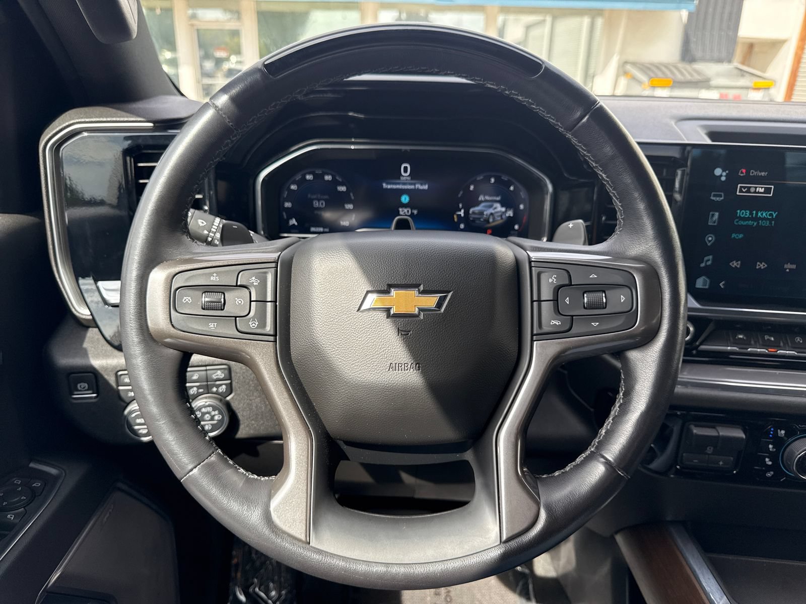 Used 2023 Chevrolet Silverado 1500 High Country w/ Technology Package AWD/4WD image 14