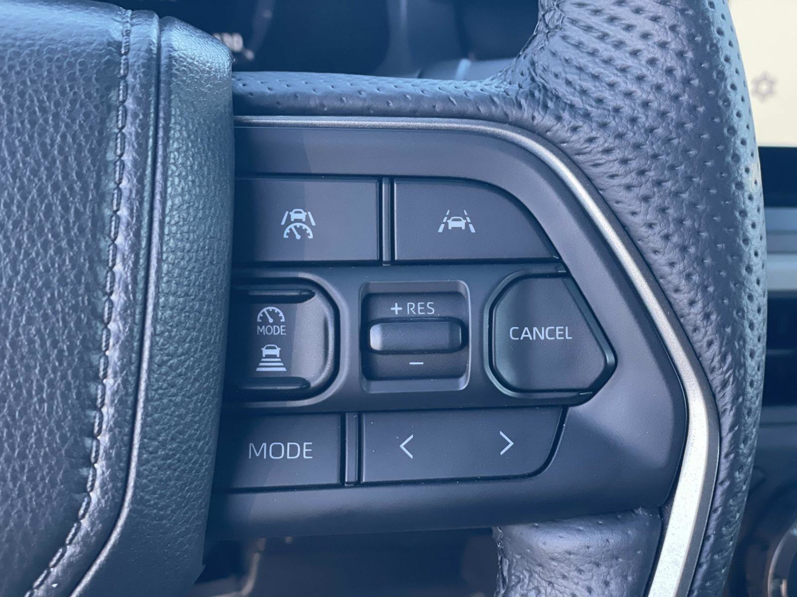 Used 2025 Toyota Tacoma TRD Off-Road w/ TRD Off Road Upgrade Package image 11