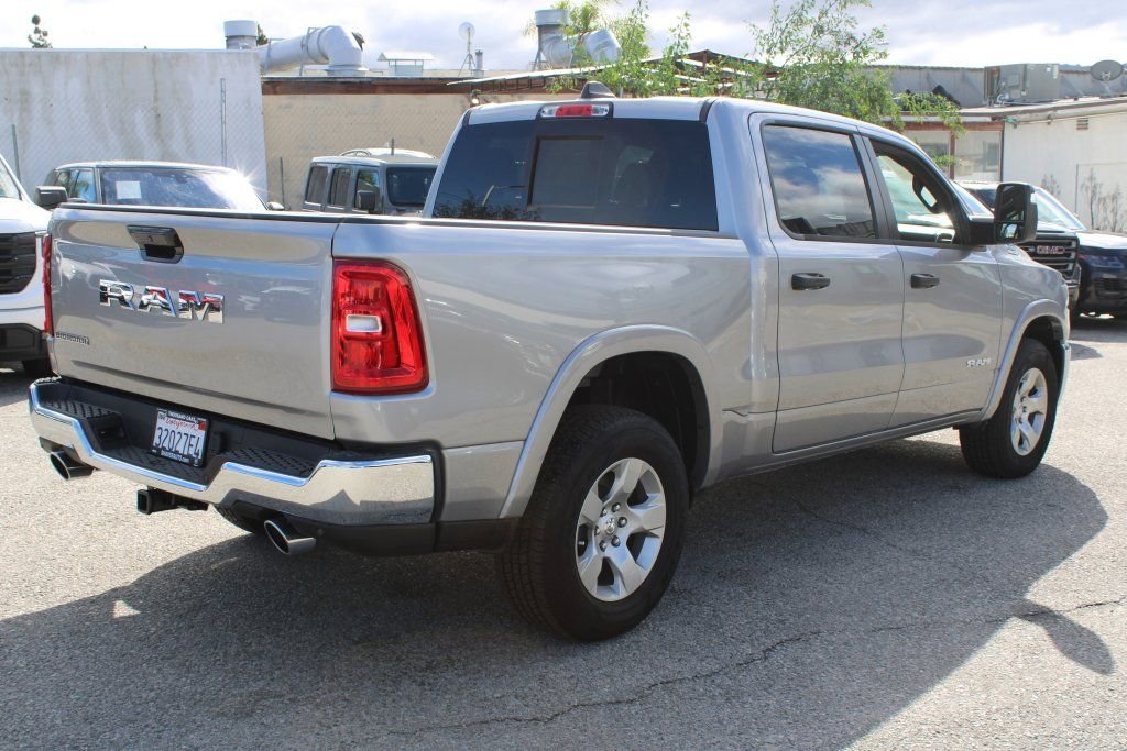 Used 2025 RAM 1500 Big Horn image 4