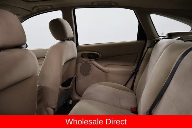 Used 2004 Ford Focus ZX5 Hatchback image 27