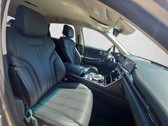 Used 2025 Genesis GV80 2.5T Standard AWD/4WD image 19