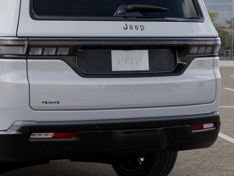 New 2026 Jeep Grand Wagoneer Summit w/ Premium Group III AWD/4WD image 14