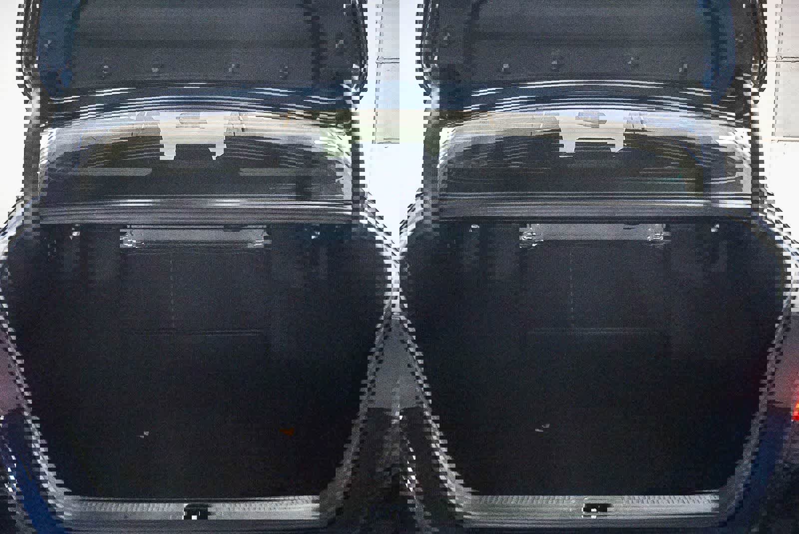 Certified 2020 Toyota Camry SE w/ Carpet Mat Package image 26