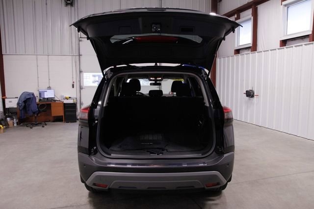 Used 2023 Nissan Rogue SV AWD/4WD image 19