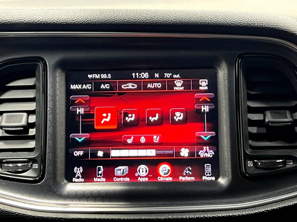 Used 2016 Dodge Challenger R/T Scat Pack RWD image 27