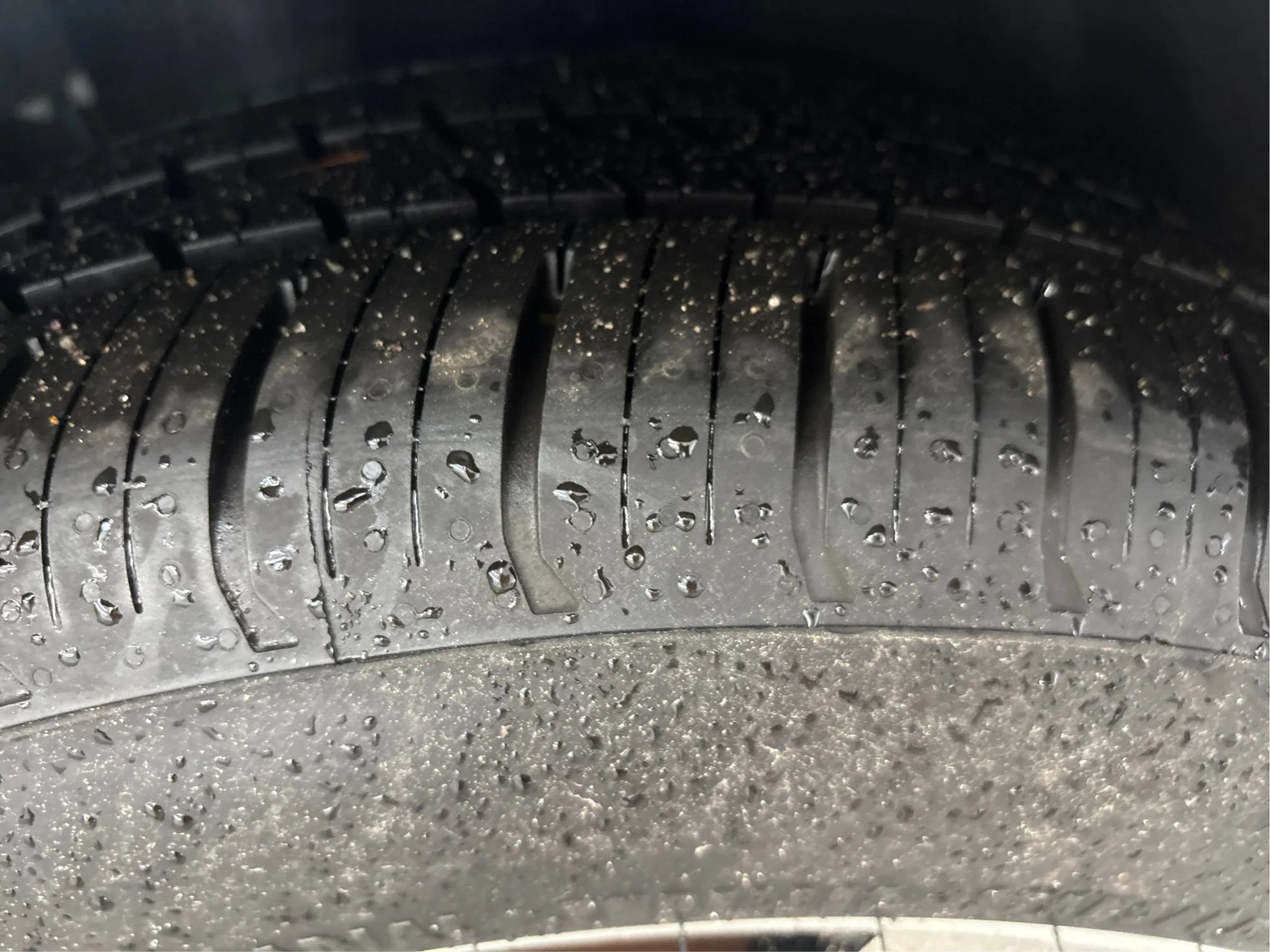 Used 2018 Toyota Camry XSE FWD image 31