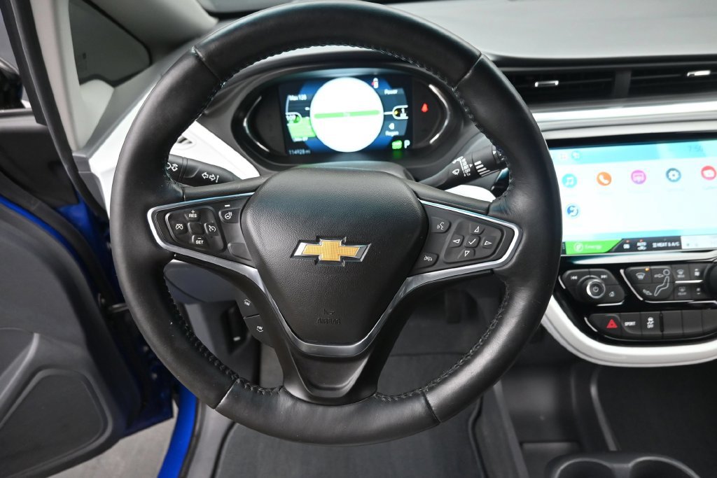Used 2017 Chevrolet Bolt LT FWD image 17