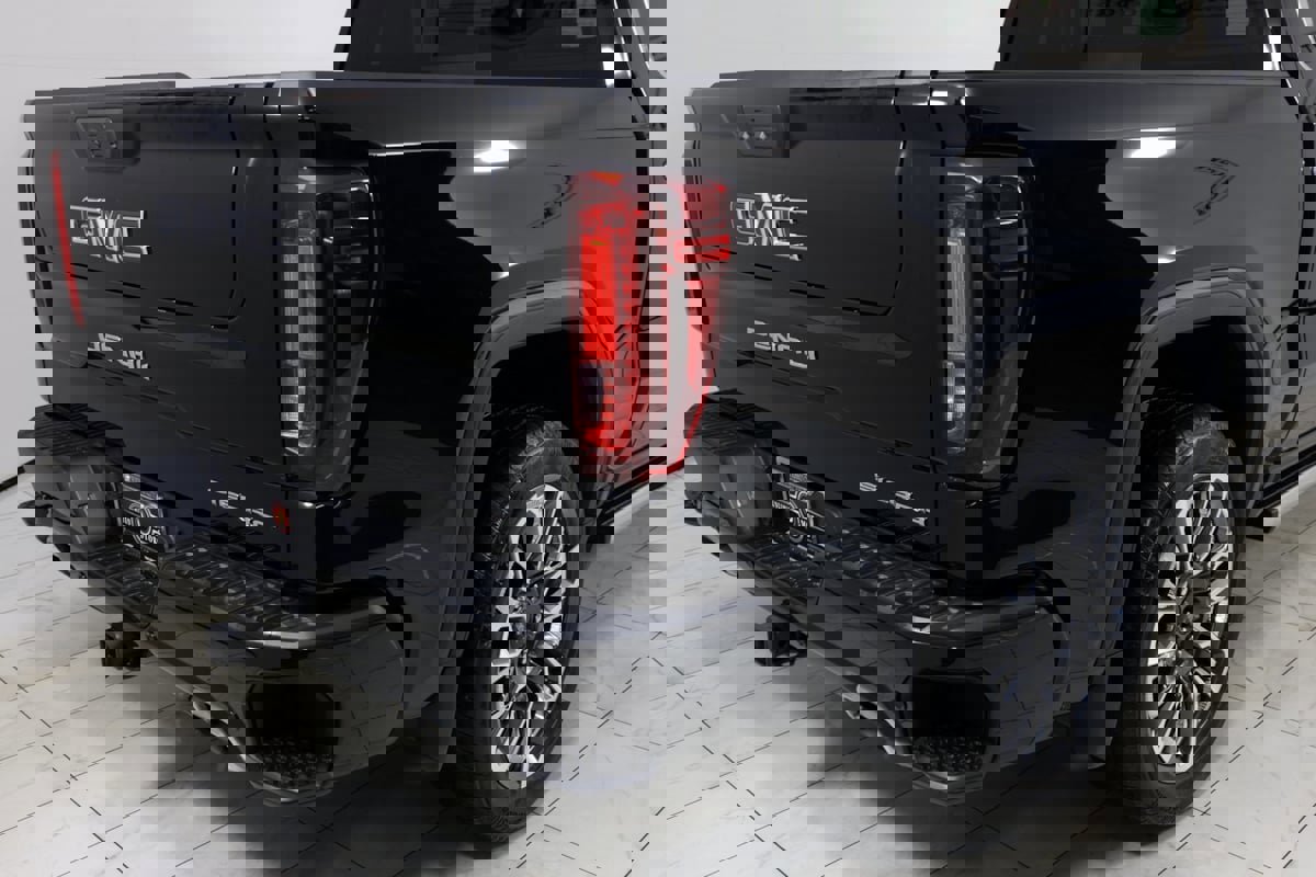 Used 2024 GMC Sierra 1500 Denali Ultimate image 46