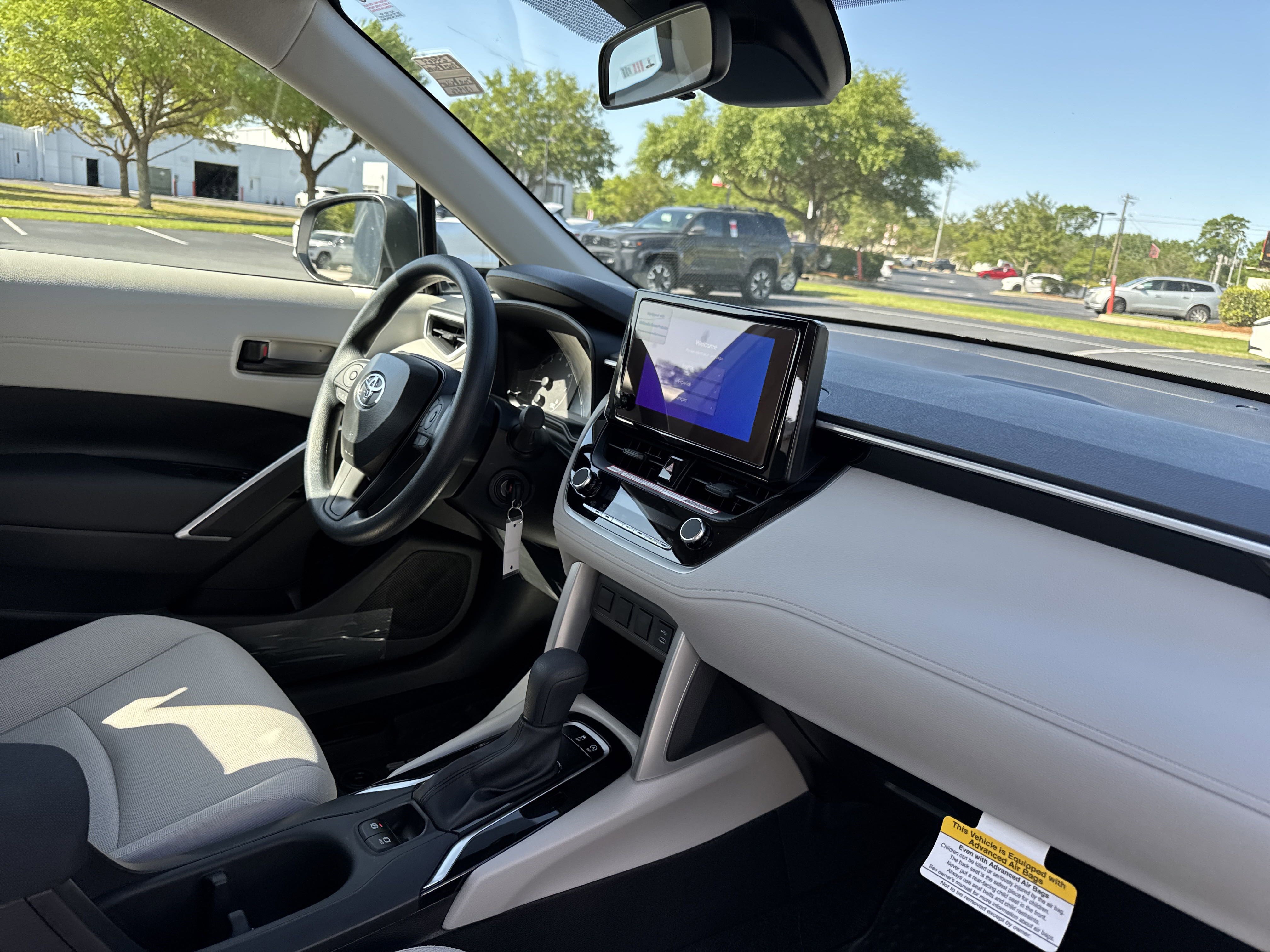 New 2025 Toyota Corolla Cross L FWD image 33