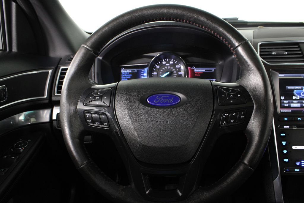 Used 2016 Ford Explorer Sport w/ Equipment Group 401A AWD/4WD image 8