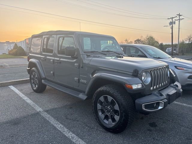 Used 2018 Jeep Wrangler Unlimited Sahara image 4