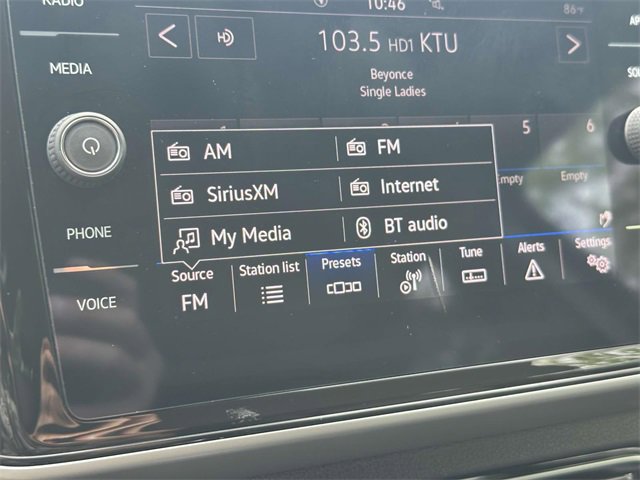 Certified 2022 Volkswagen Atlas Cross Sport SE image 35