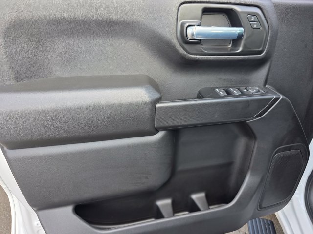 Certified 2026 Chevrolet Silverado 1500 Custom w/ LPO, Dark Essentials Package RWD image 10