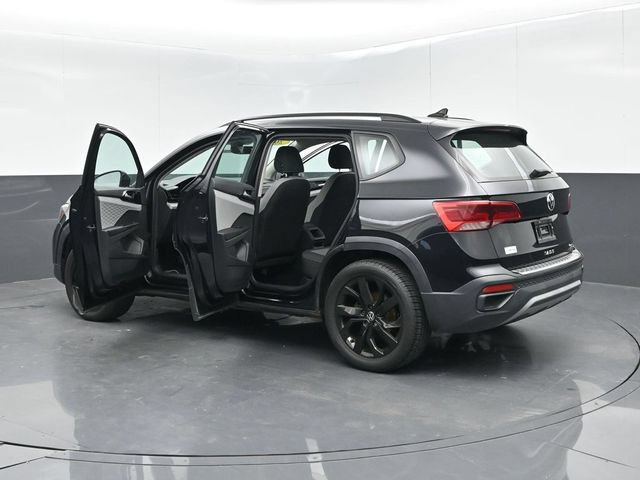 Used 2023 Volkswagen Taos S w/ Driver Assistance Package AWD/4WD image 62