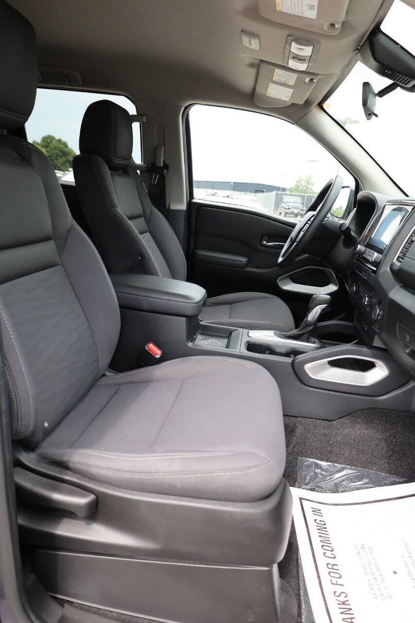 Used 2022 Nissan Frontier SV RWD image 15