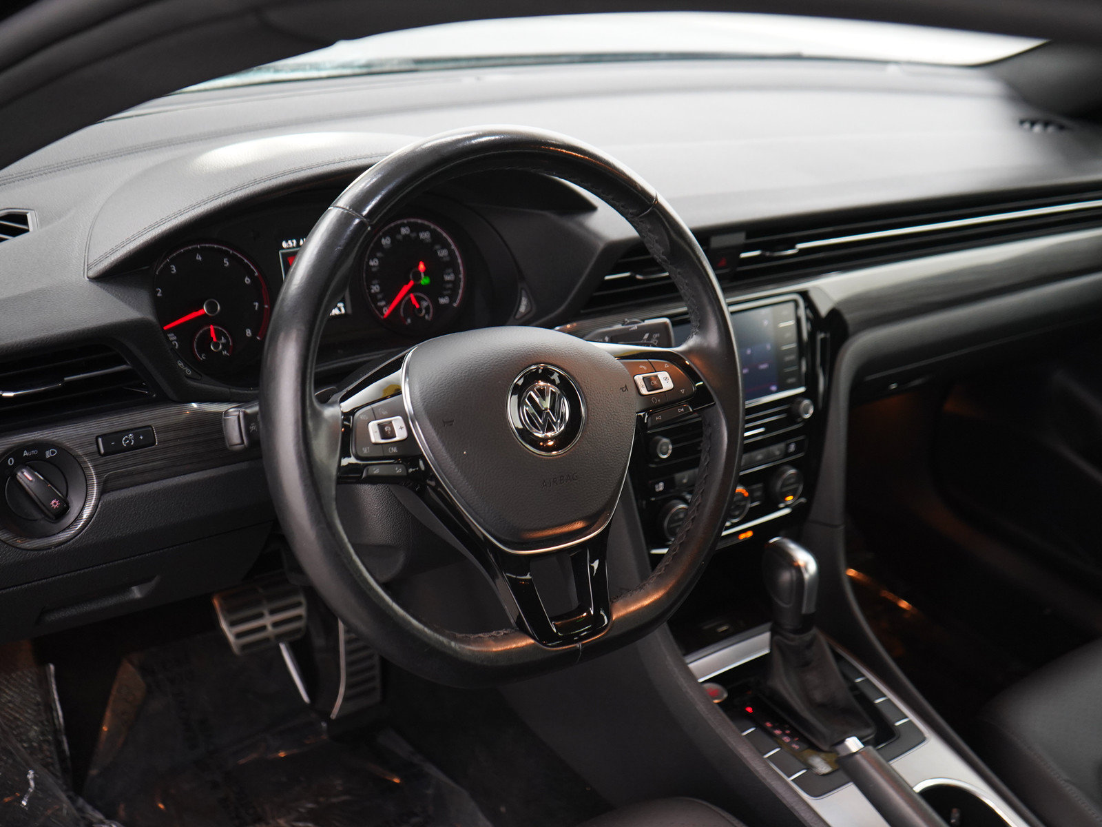 Used 2022 Volkswagen Passat 2.0T R-Line FWD image 19