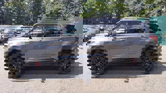 Certified 2022 Ford Explorer ST w/ Equipment Group 401A image 4