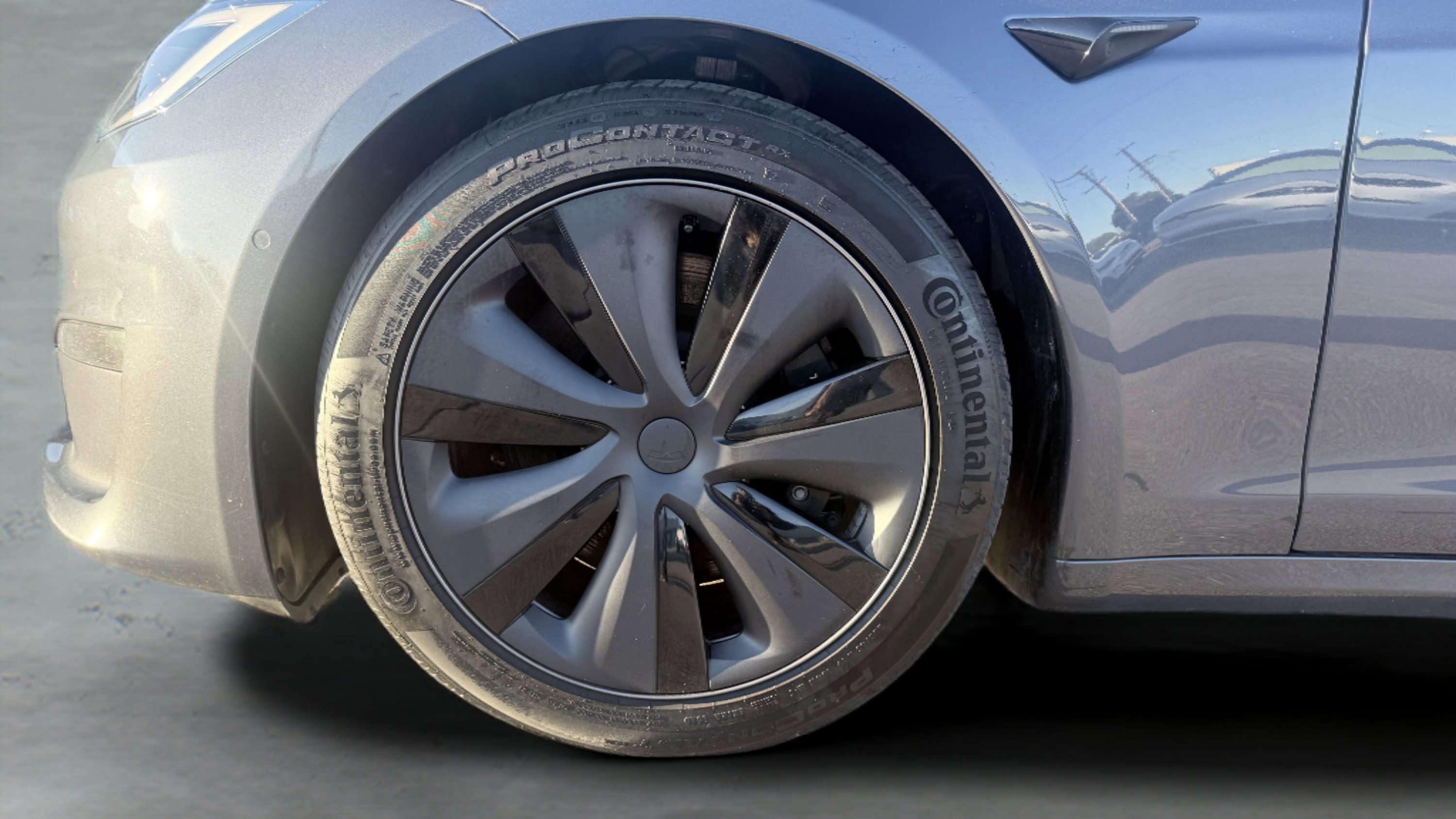 Used 2023 Tesla Model S image 15