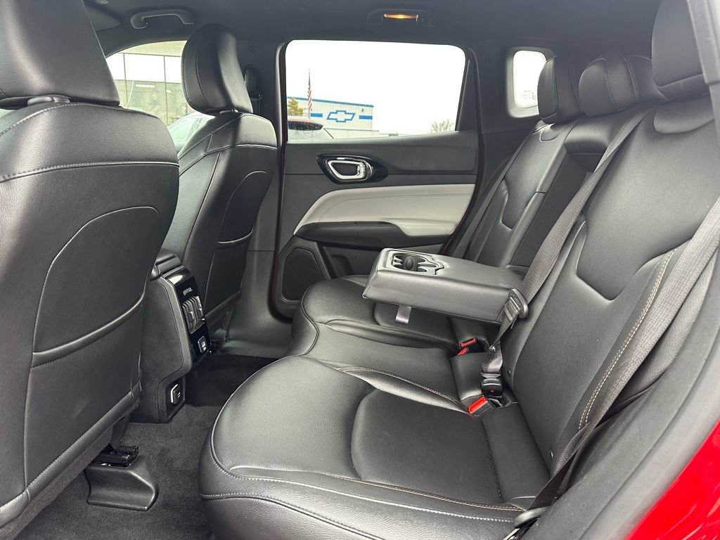 Used 2024 Jeep Compass Limited AWD/4WD image 14