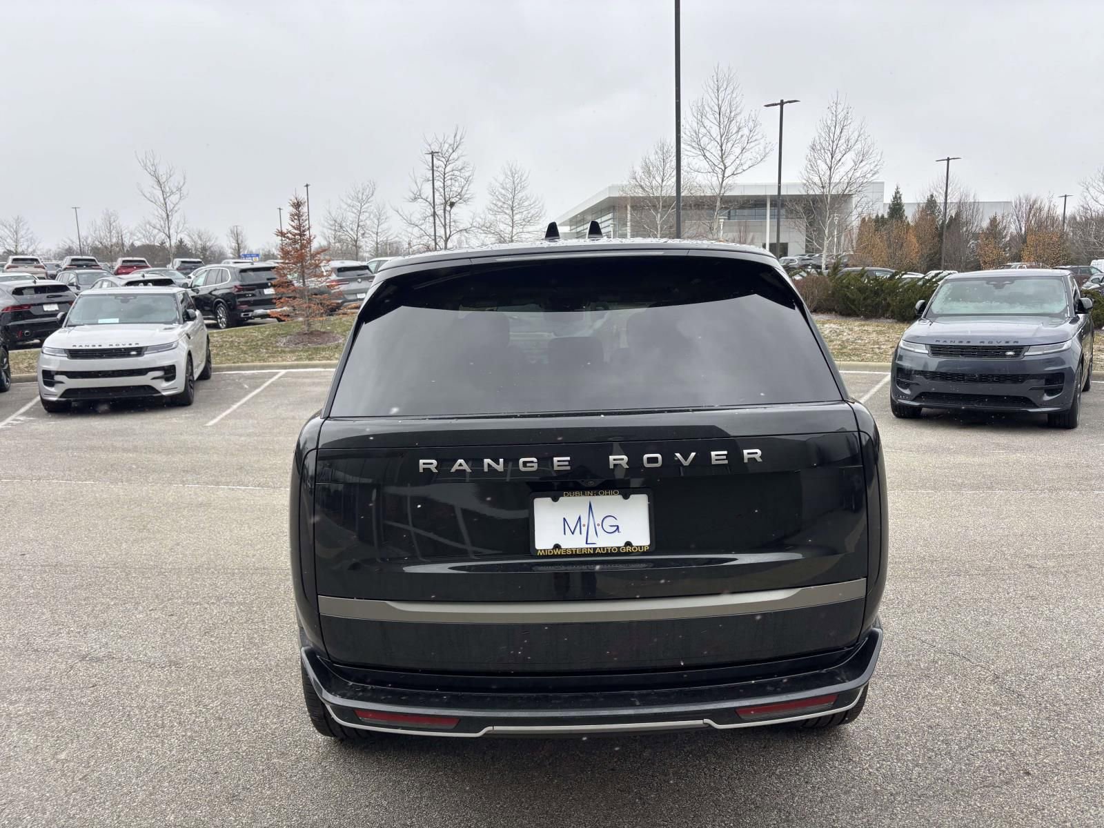 New 2026 Land Rover Range Rover SE image 6