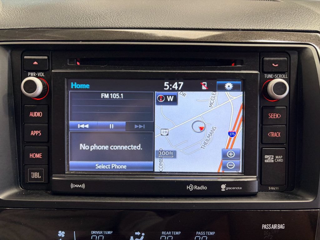 Used 2018 Toyota Sequoia Platinum AWD/4WD image 25