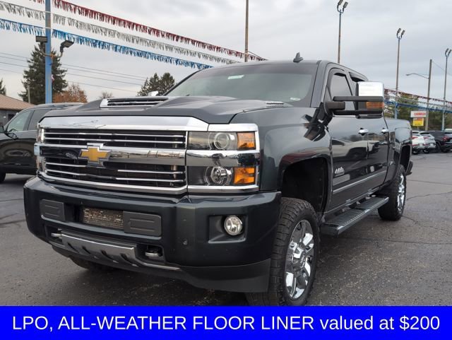 Used 2017 Chevrolet Silverado 2500 High Country w/ Duramax Plus Package video 3
