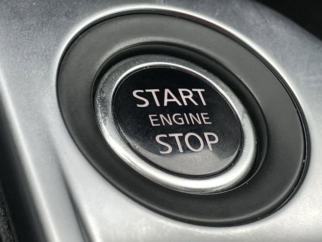 Used 2025 Nissan Sentra SV FWD image 21