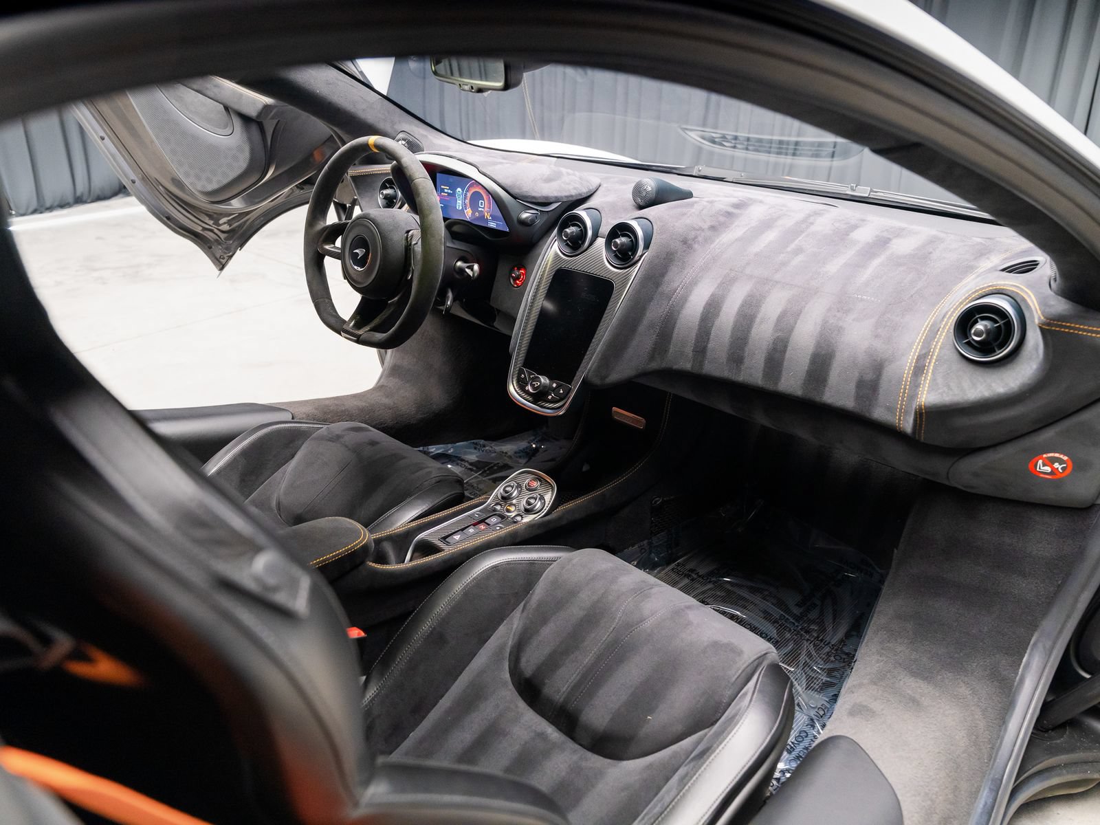 Used 2019 McLaren 600LT RWD image 71