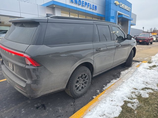 Used 2025 Lincoln Navigator L Black Label image 3