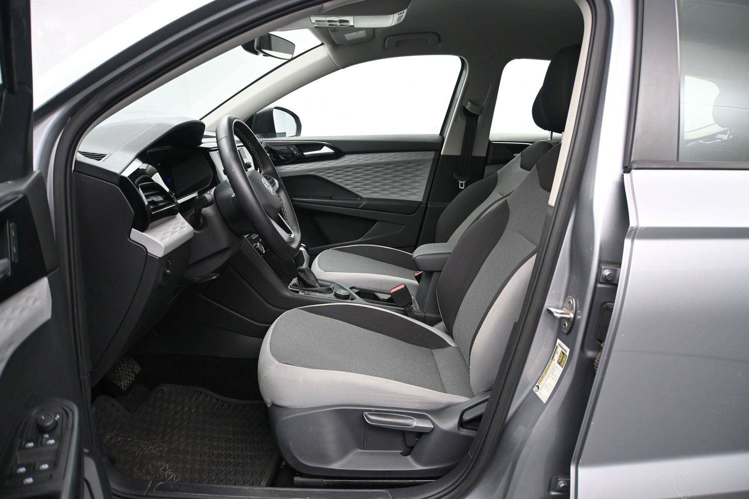 Used 2023 Volkswagen Taos S w/ Driver Assistance Package AWD/4WD image 7