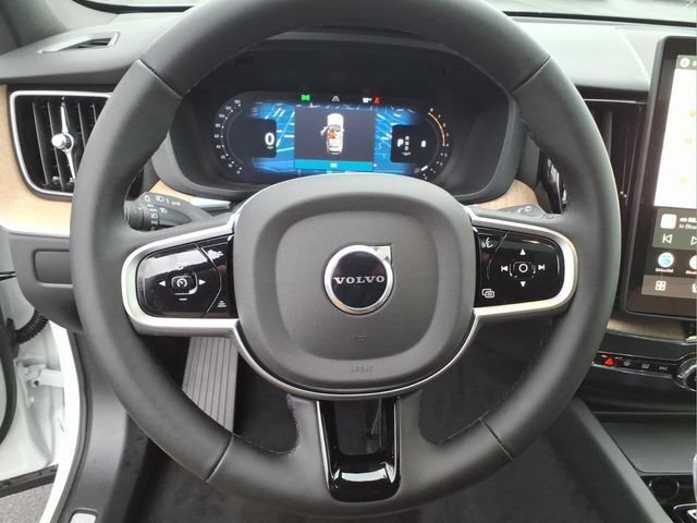 New 2026 Volvo XC60 B5 Plus w/ Protection Package Premier AWD/4WD image 19