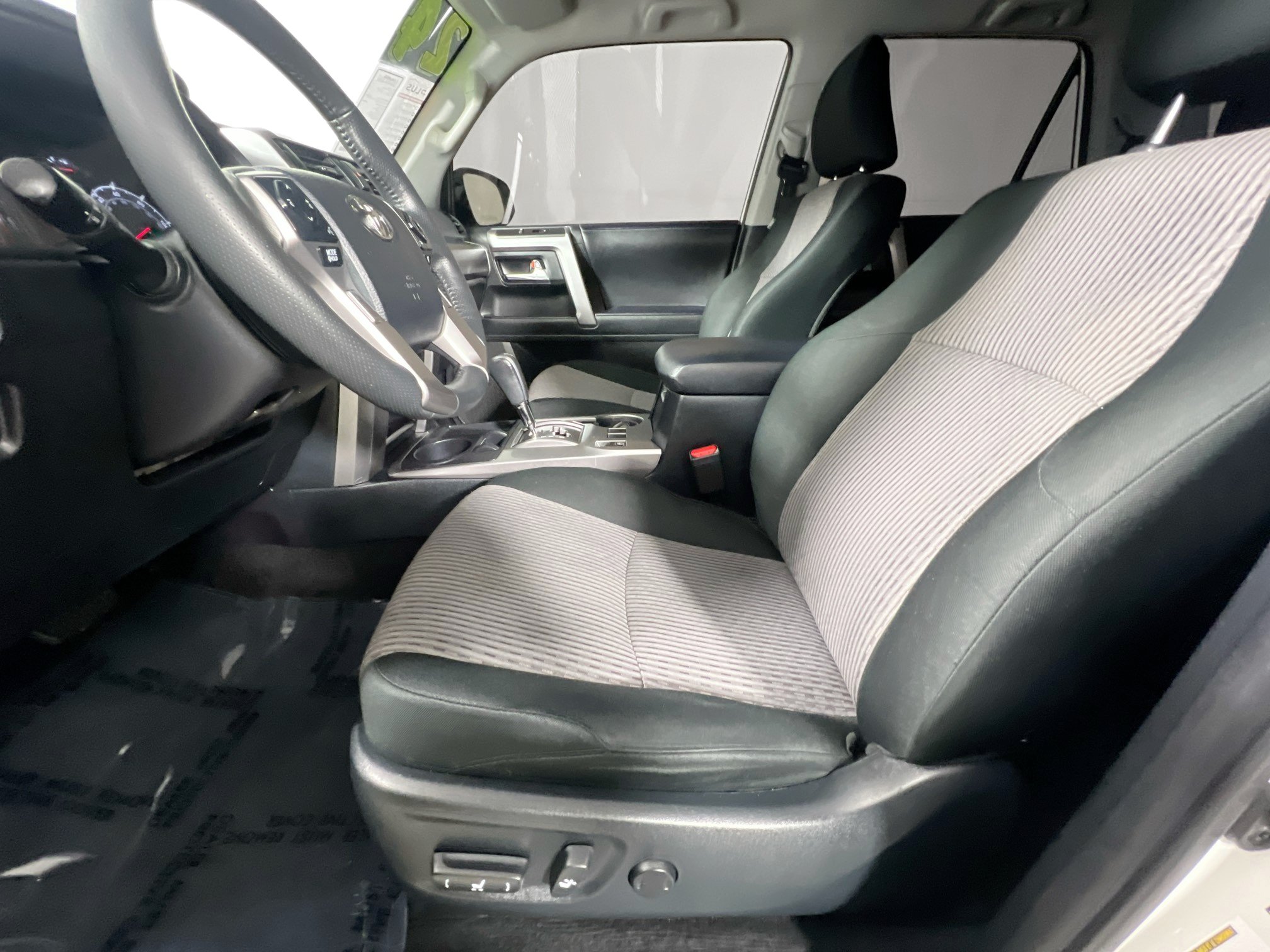 Used 2024 Toyota 4Runner SR5 RWD image 15