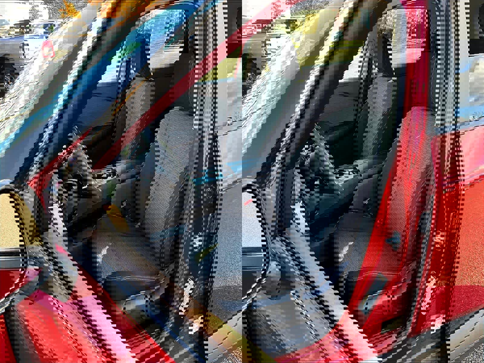 Used 2021 Nissan Rogue S image 10