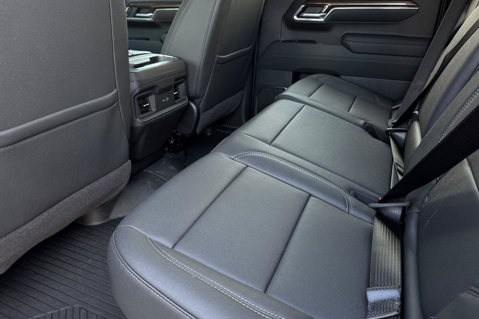 New 2026 Chevrolet Silverado 1500 LT Trail Boss w/ LT Trail Boss Premium Package AWD/4WD image 15