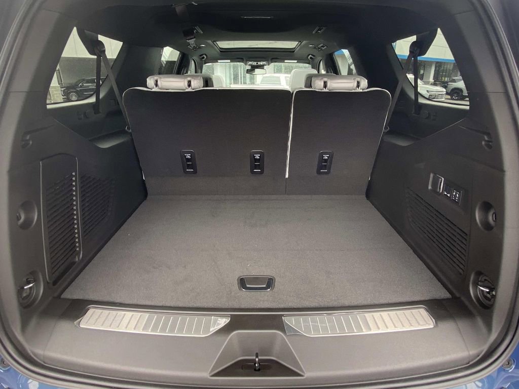 New 2026 Chevrolet Suburban Premier w/ Sun And Tow Package image 11