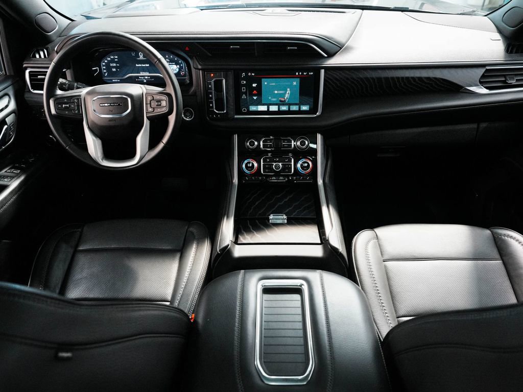 Used 2023 GMC Yukon Denali AWD/4WD image 36