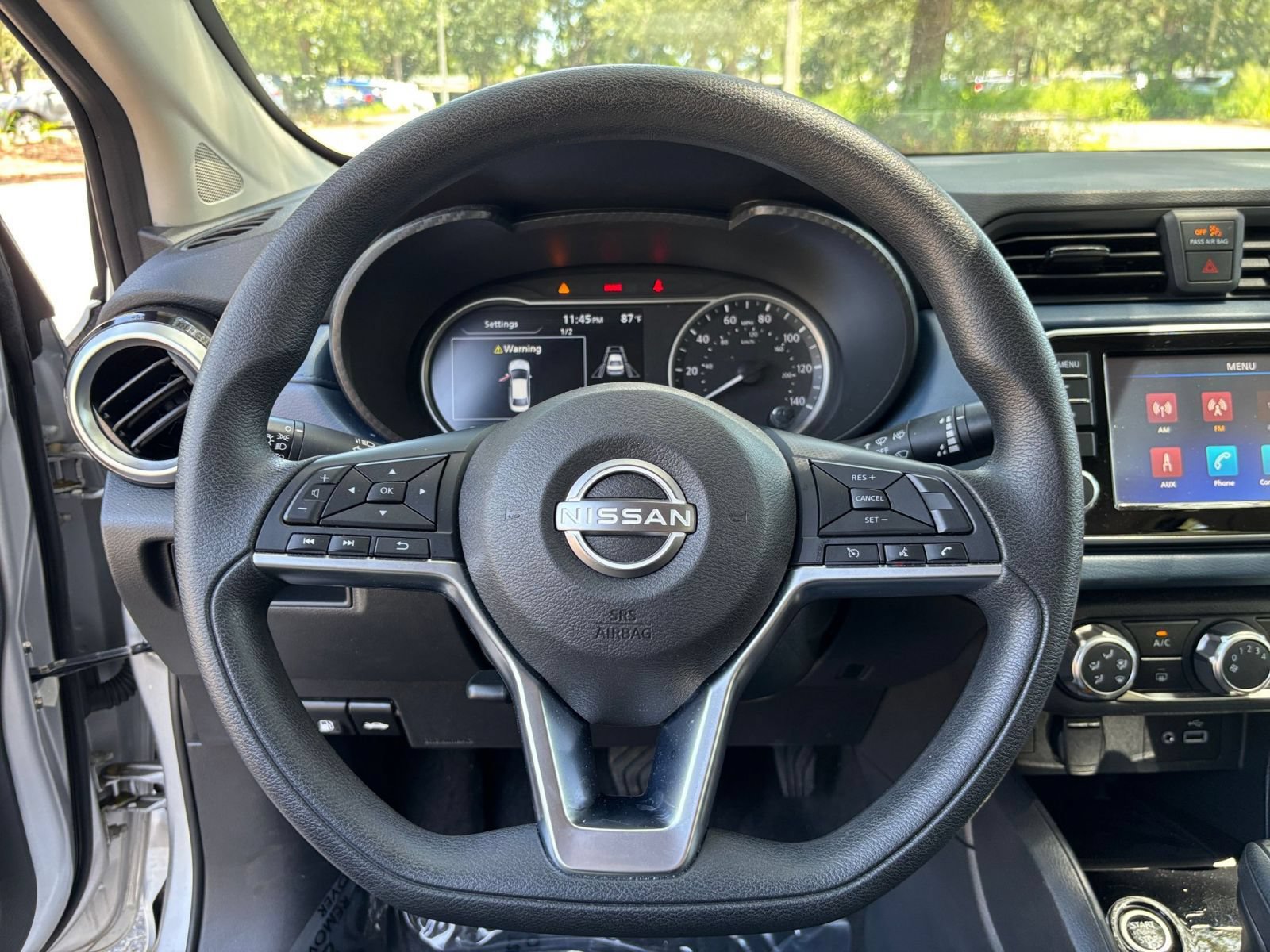 Used 2025 Nissan Versa SV FWD image 25