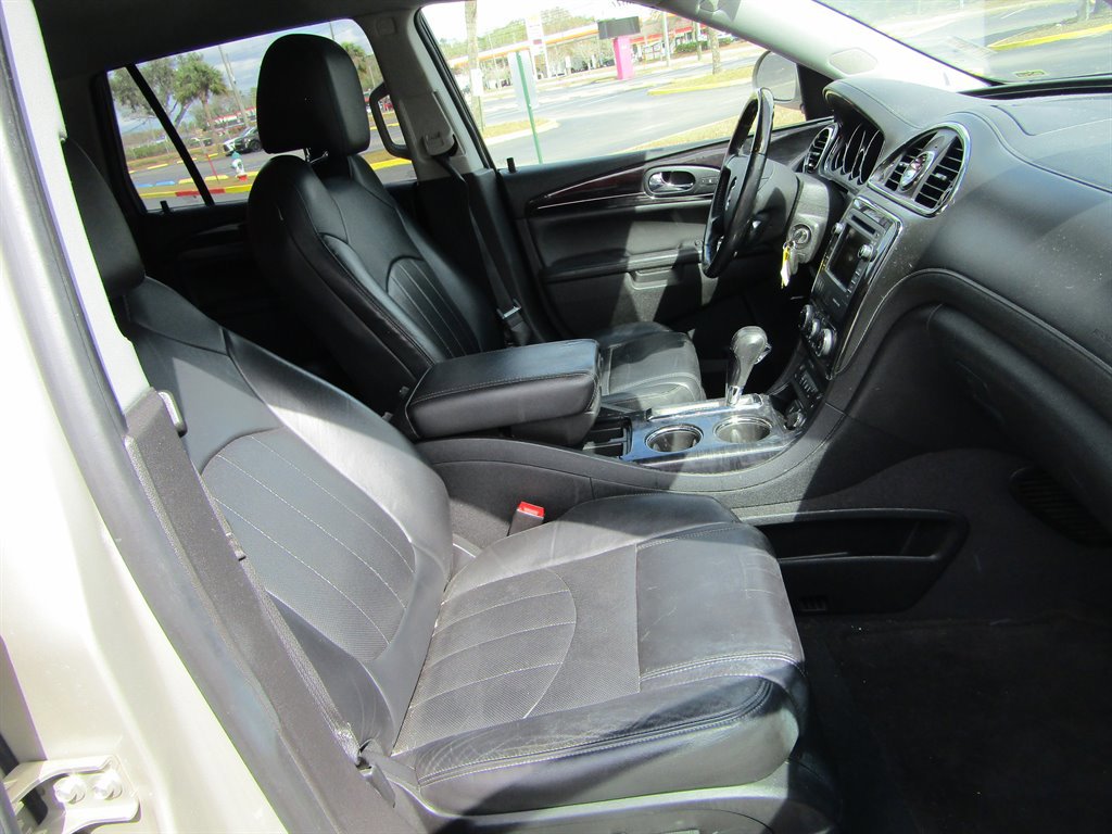 Used 2016 Buick Enclave Leather image 5
