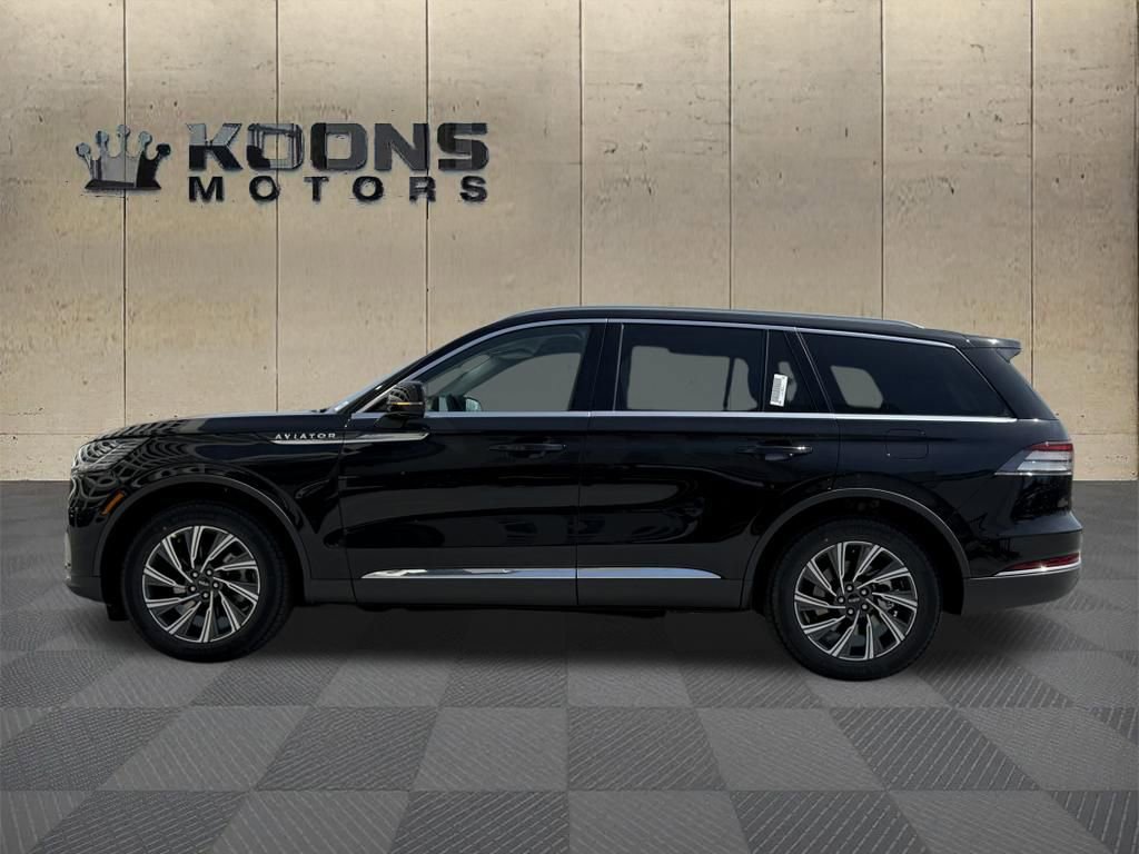 New 2026 Lincoln Aviator AWD image 2