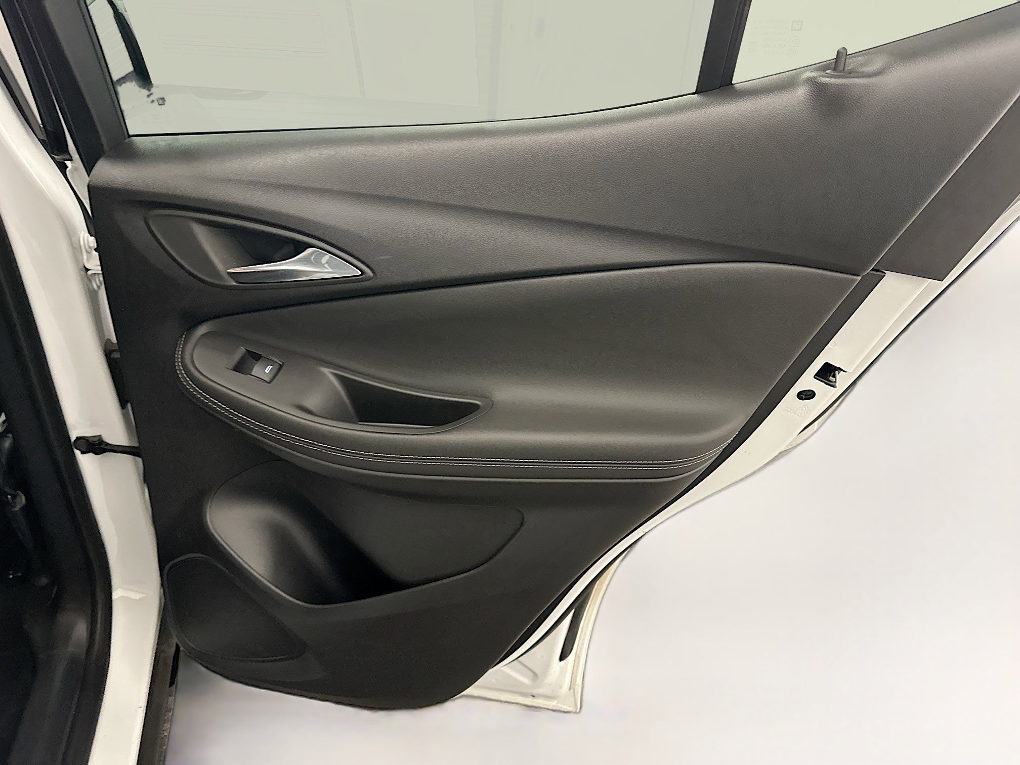 Used 2025 Buick Encore GX Preferred image 30