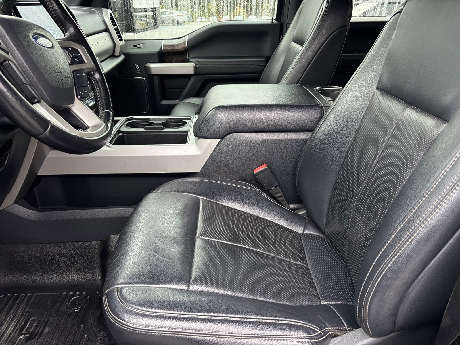 Used 2022 Ford F350 Lariat w/ Lariat Value Package image 14